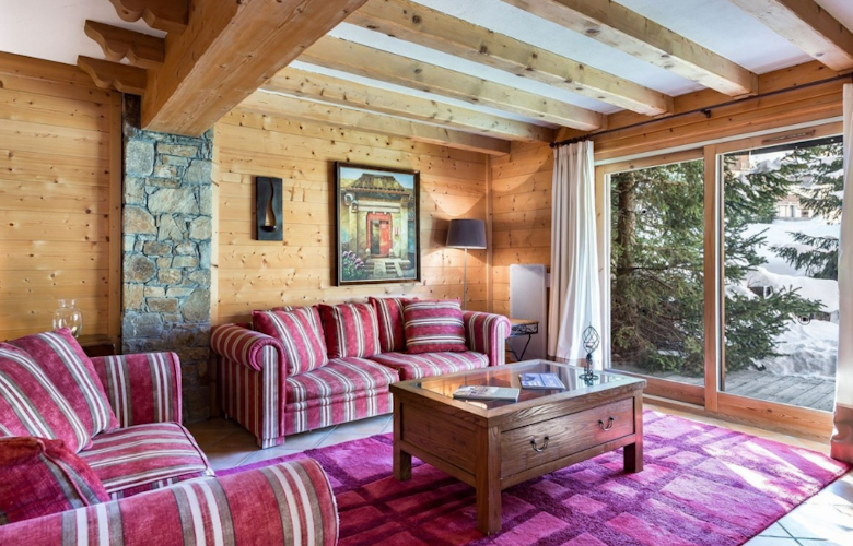 Ski-in/ski-out, large sunlit terrace with majestic views in Courchevel 1850